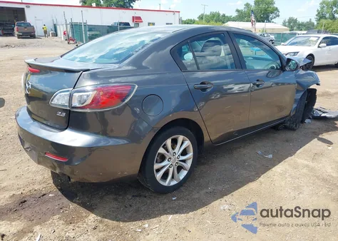 2011 Mazda Mazda3 S Sport z USA, uszkodzony, nr VIN JM1BL1U56B1487293